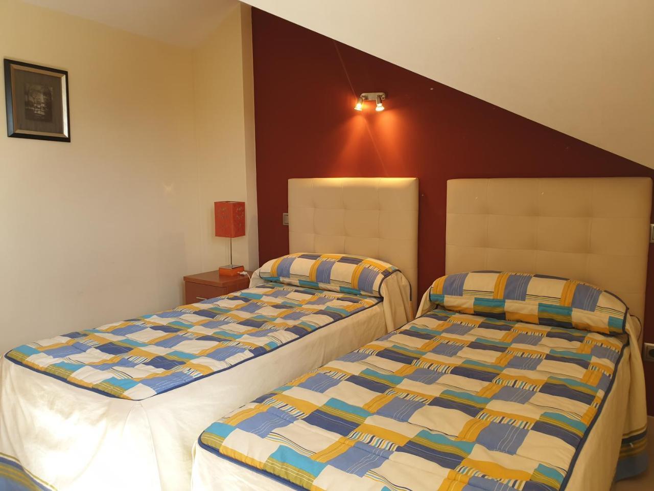 Apartamentos Monte Hernanz Riaza Luaran gambar
